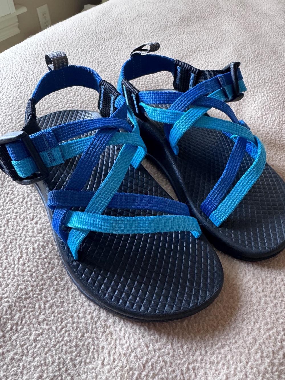 Like New Chaco Kids ZX/1 Classic Sandals Blue Turquoise Big Kids Size 2